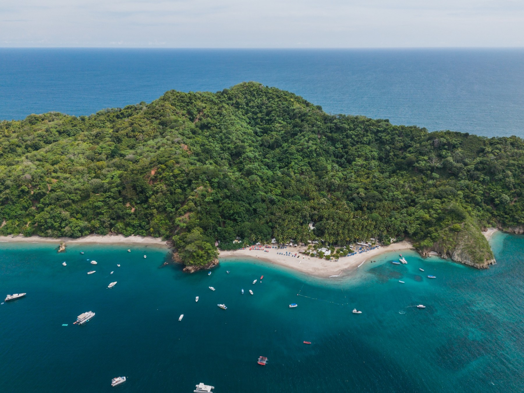 Vista aérea de Isla Tortuga, Costa Rica
